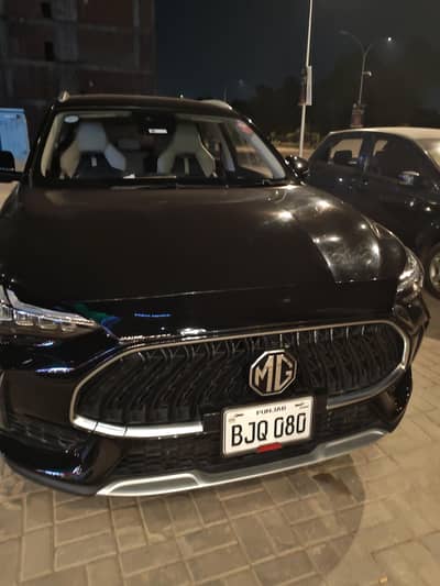 MG HS 2025