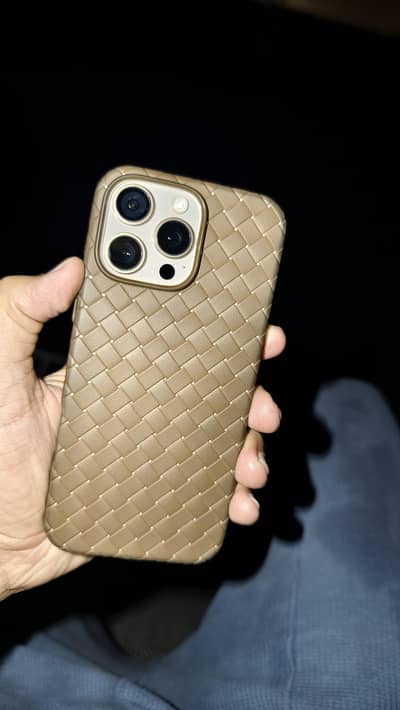 Apple iPhone 16 Pro Max