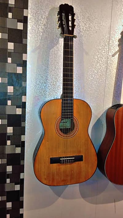 original spanish PRINCE C425 guitar with bag 10/8 condition low price