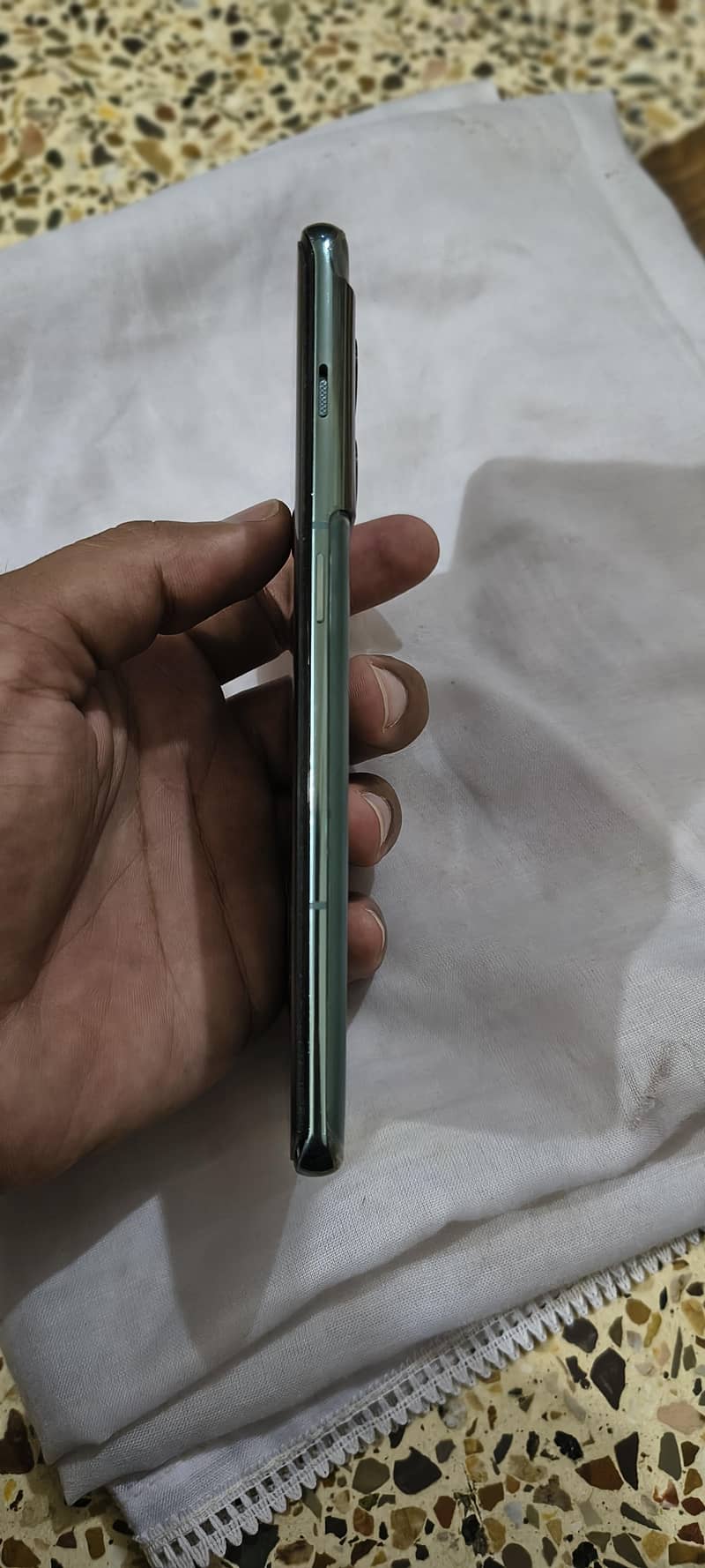 One Plus 10 Pro 8
