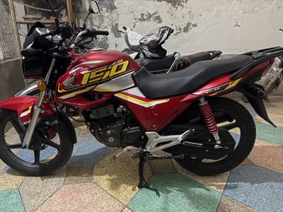Honda CB 150F
