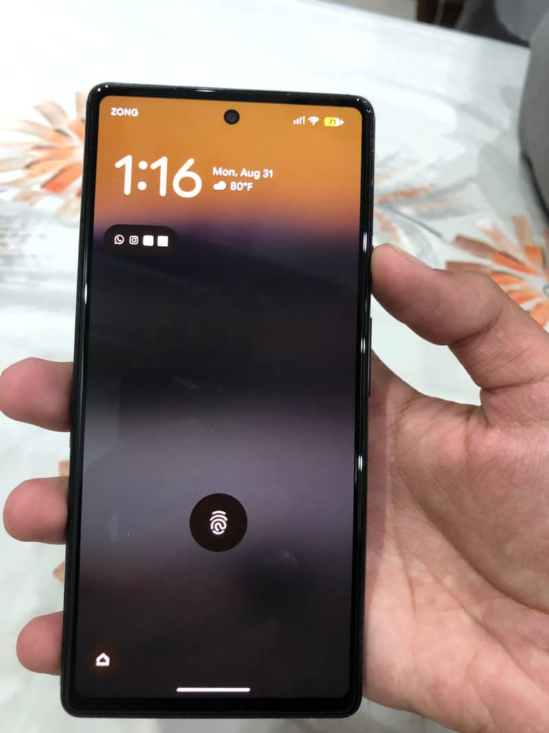 Google pixel 6A 3