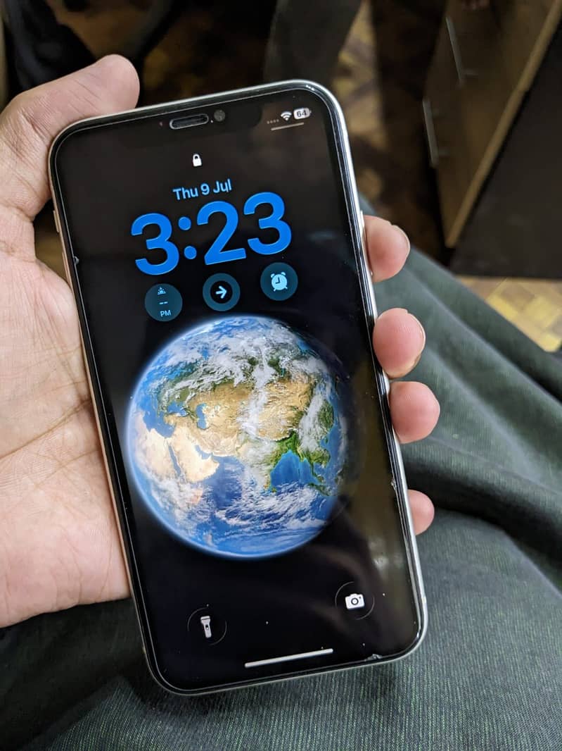 Apple iPhone 11 1