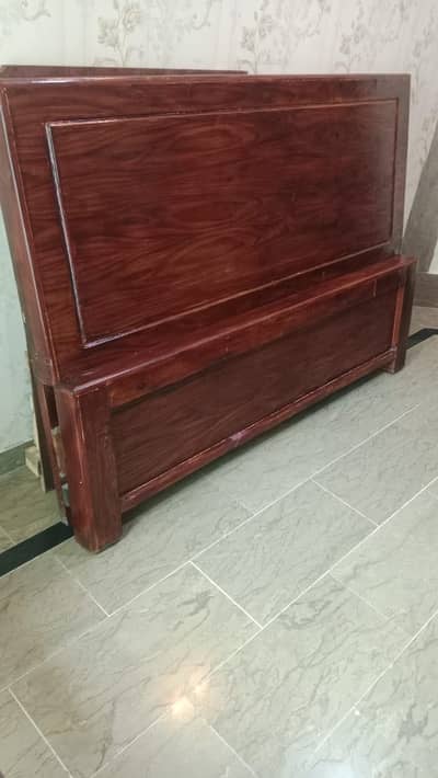 Pure TALI WOOD  double bed 6 months used