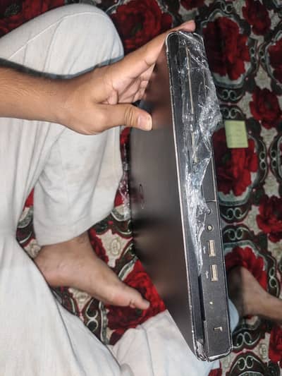 Dell Core i7 Laptop | 2GB Dedicated GPU | Urgent Sale (Lahore)