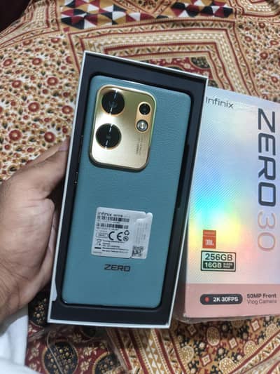 Zero 30 with box and charger 03490794378