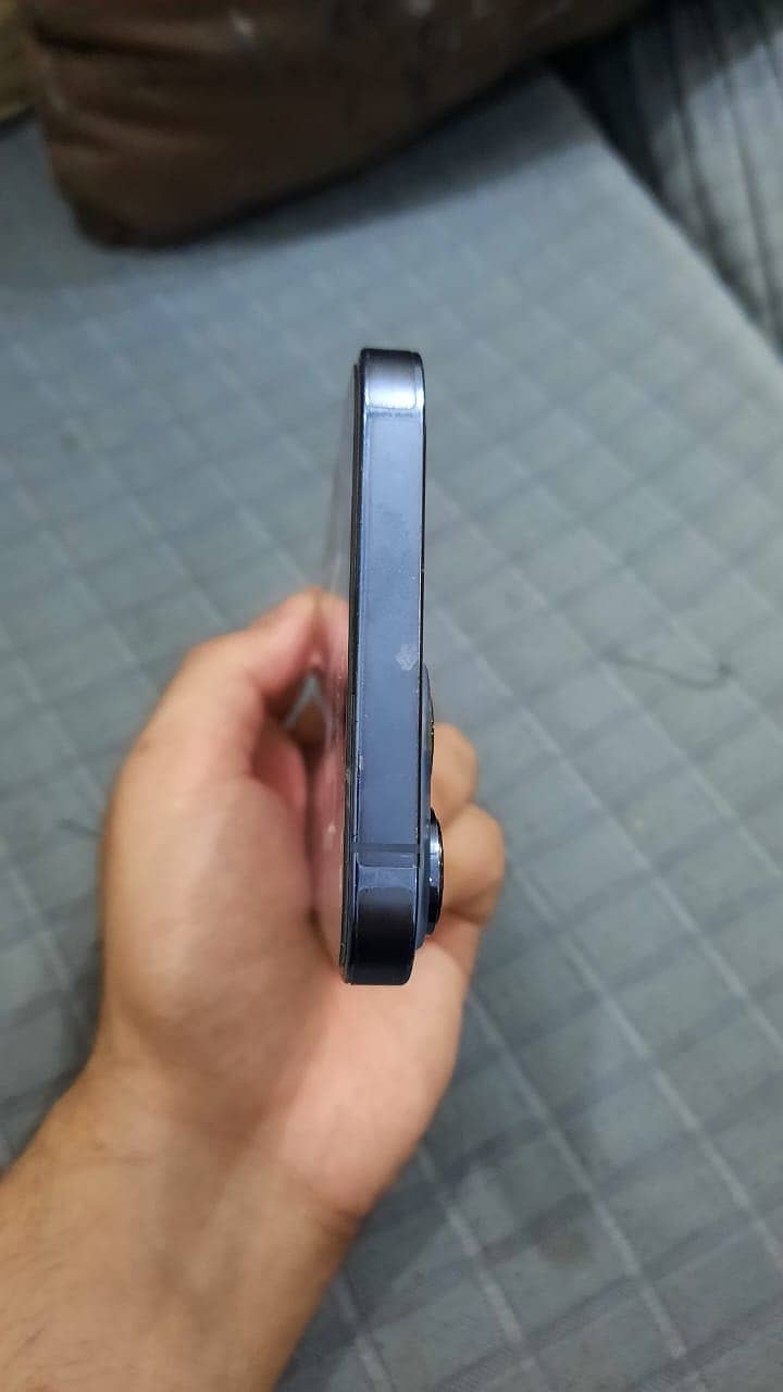 Apple iPhone 13 Pro Max 3