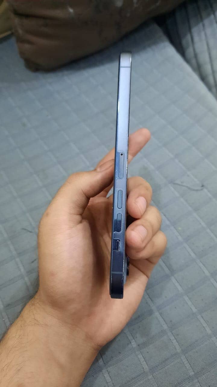 Apple iPhone 13 Pro Max 5