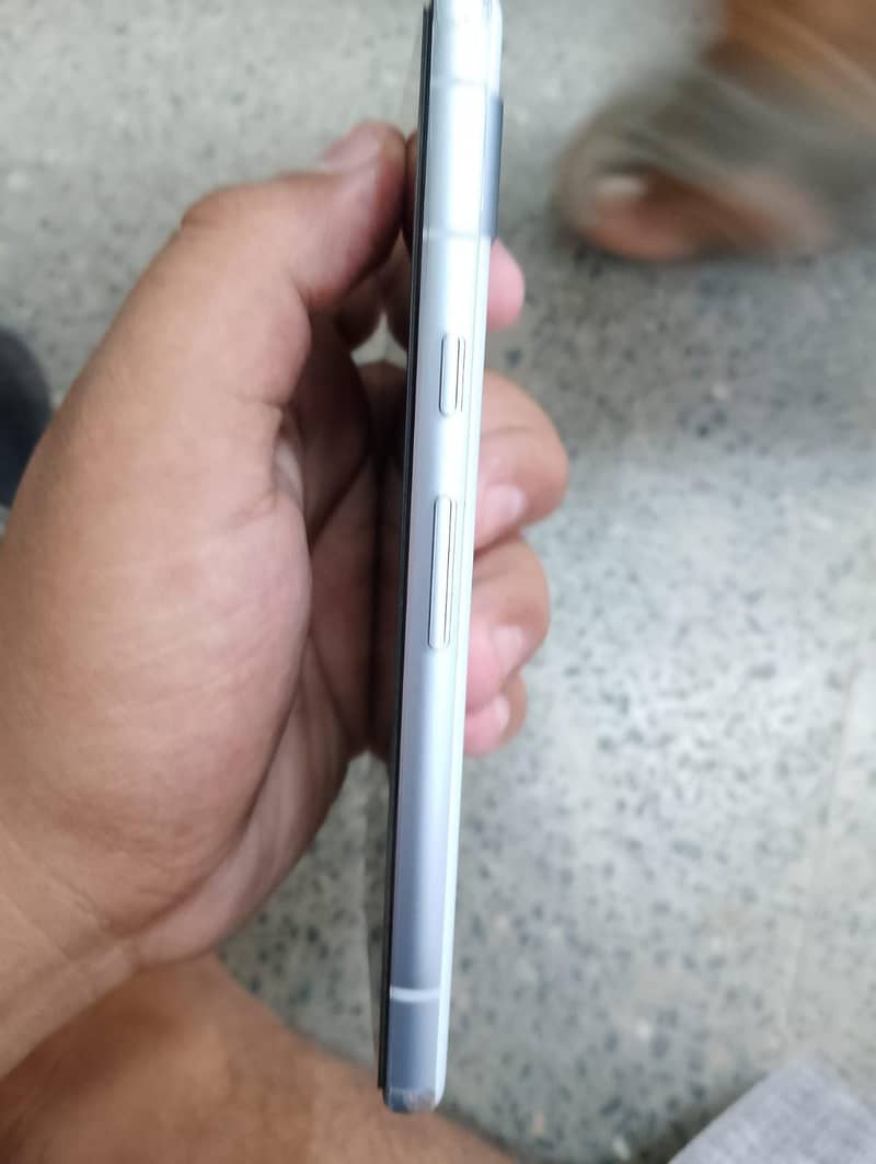 Google Pixel 7a 1