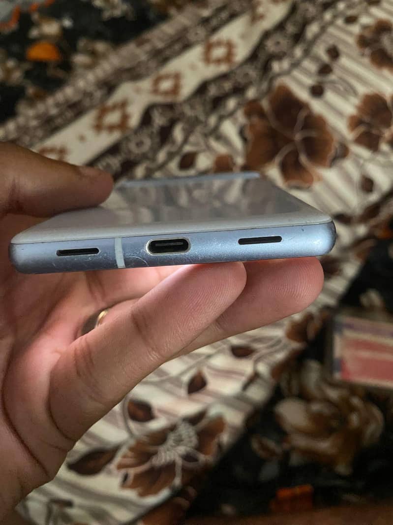 Google Pixel 7a 0