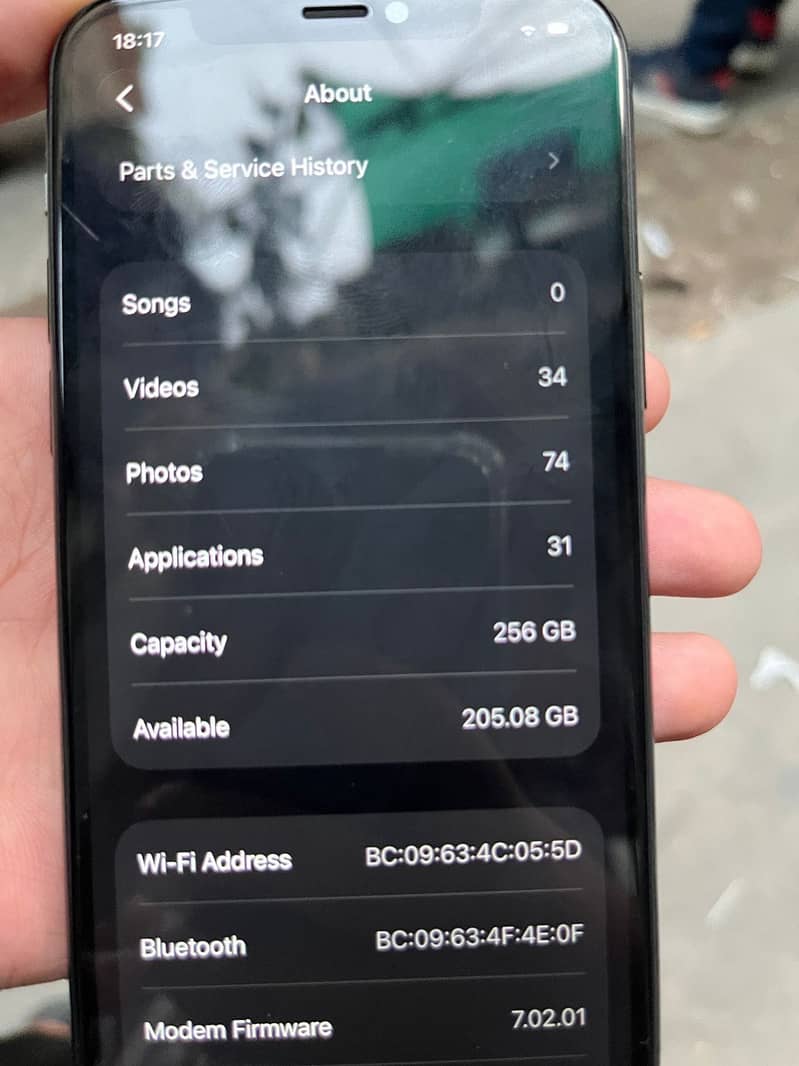 Apple iPhone 11 Pro 2
