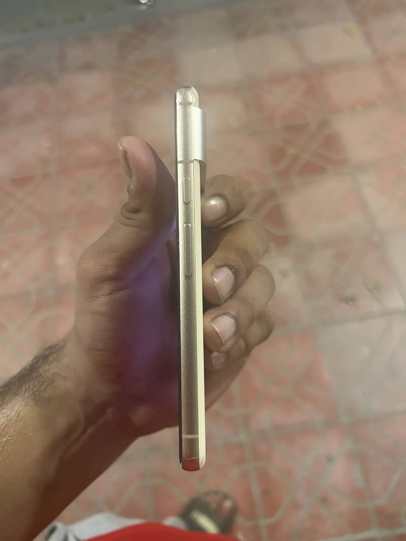 Google Pixel 8 3