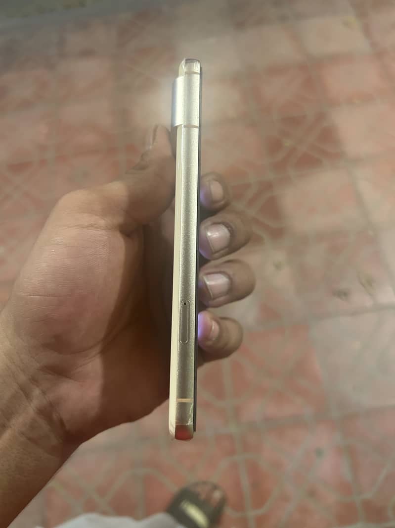 Google Pixel 8 6