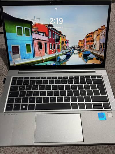 HP EliteBook 830 G8 Notebook PC
