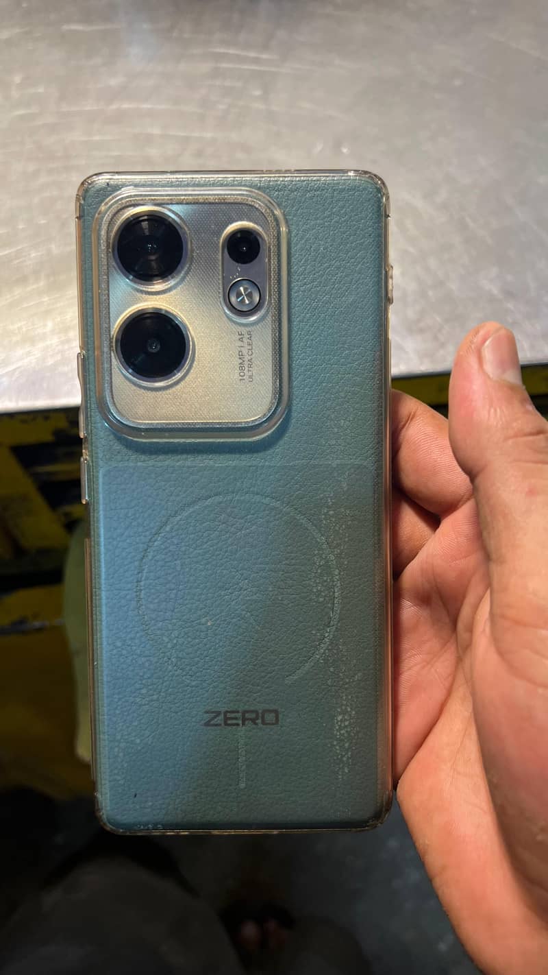 Infinix Zero 30 8