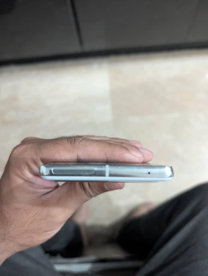 Google Pixel 7 Pro 6