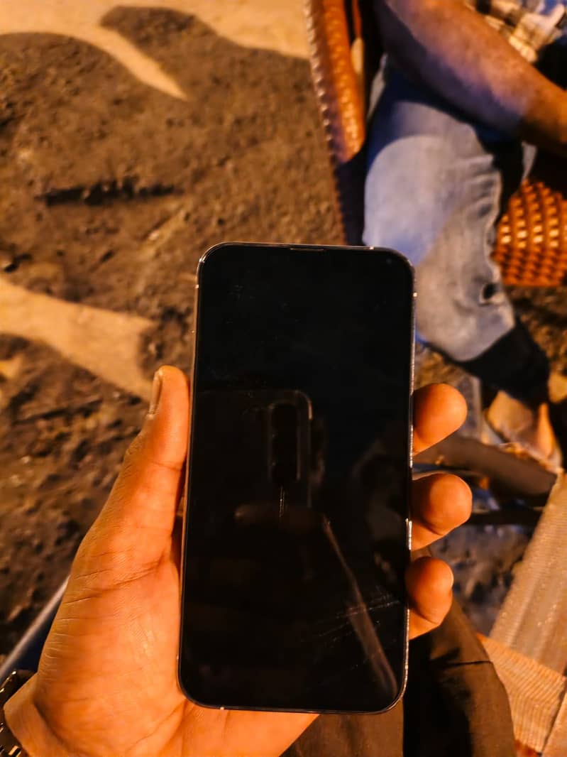 Apple iPhone 13 Pro 6