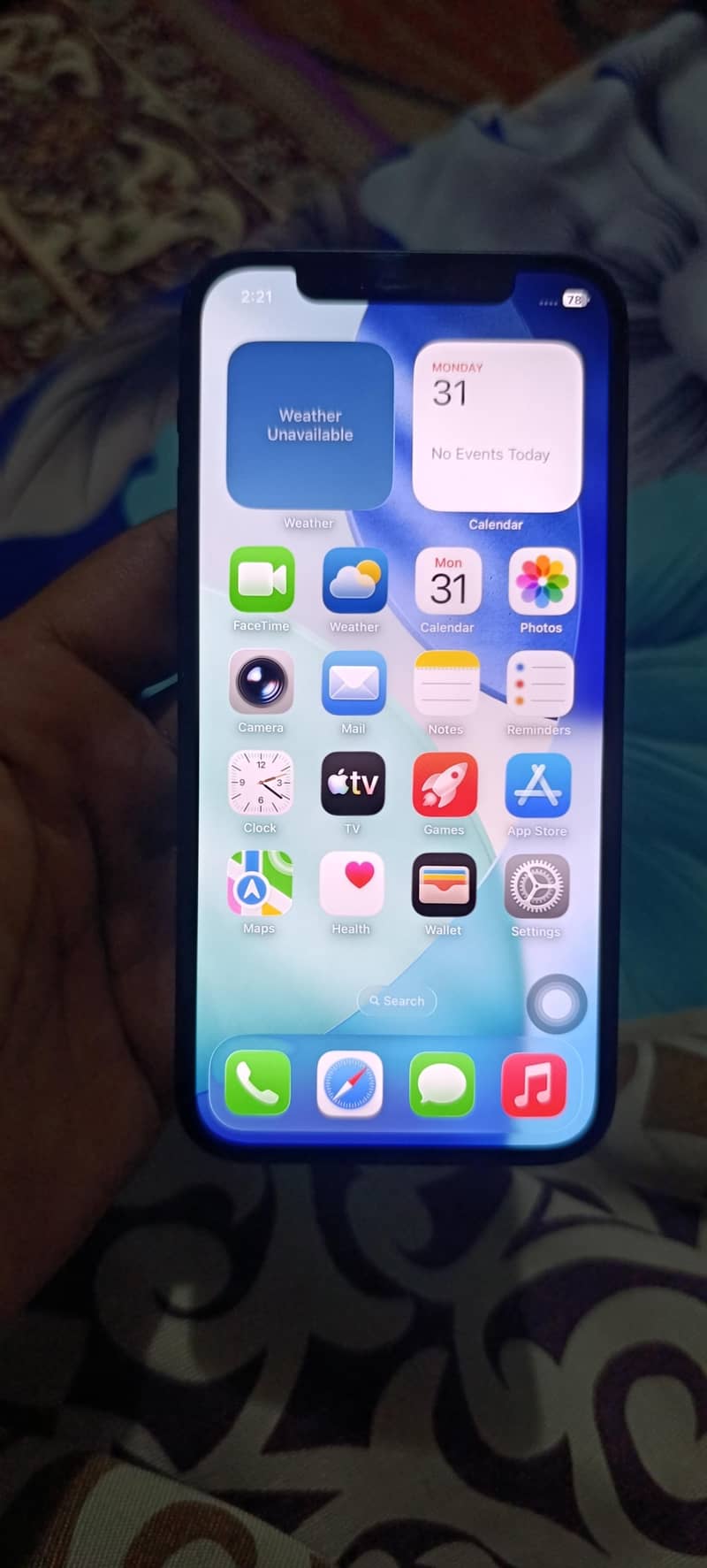 Apple iPhone 12 1