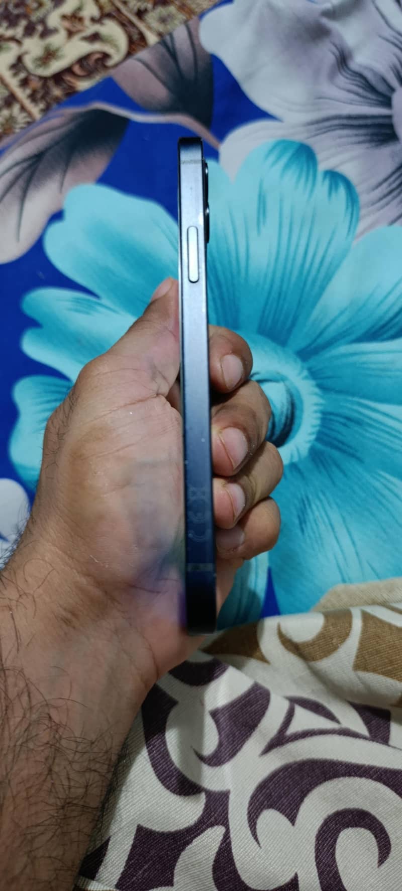 Apple iPhone 12 3