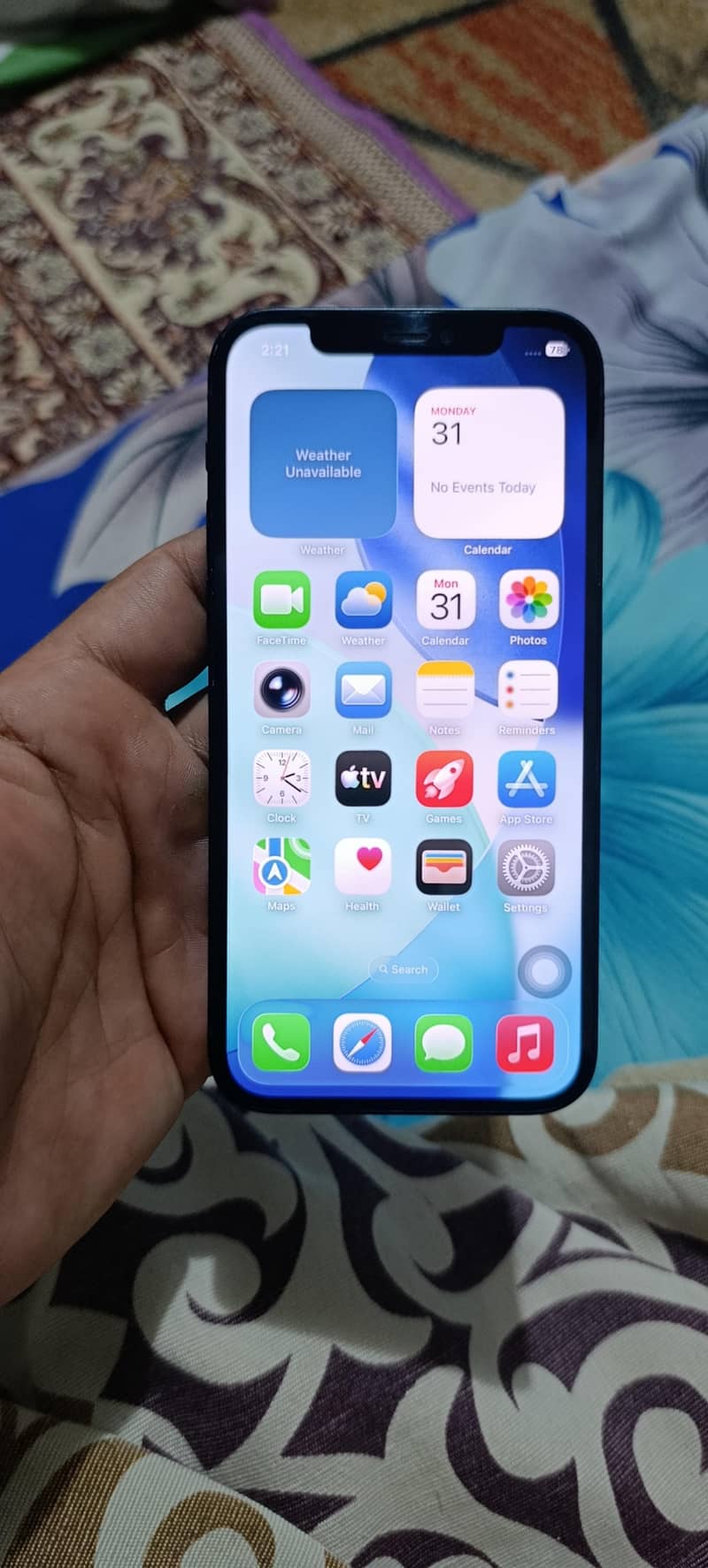 Apple iPhone 12 6