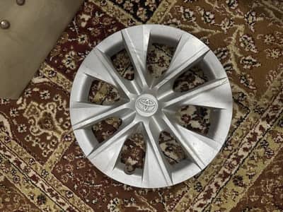 Toyota corolla original wheel cover
