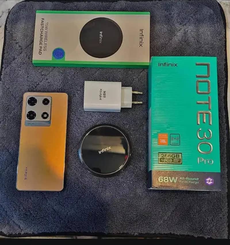 Infinix Note 30 Pro 11