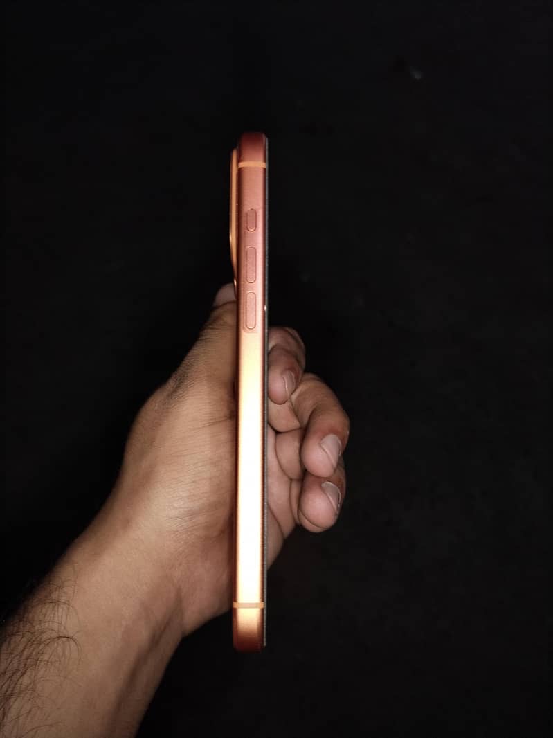 Apple iPhone 17 Pro Max 0