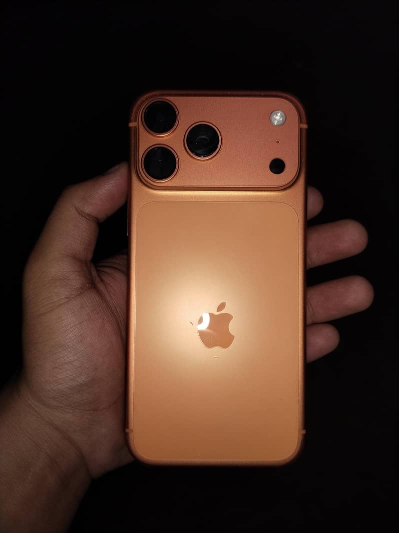 Apple iPhone 17 Pro Max 7