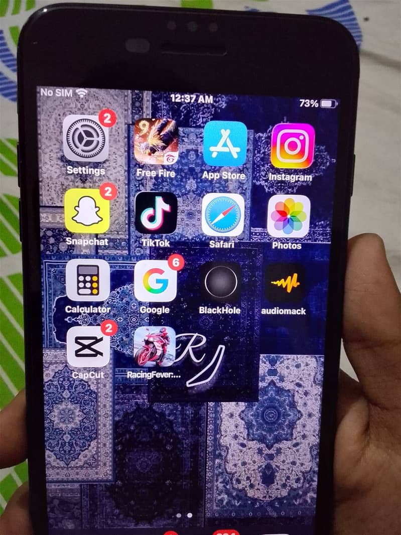 Apple iPhone 7 Plus 1
