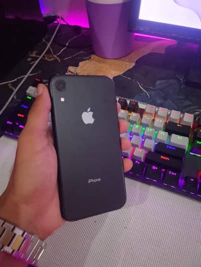 Apple iPhone XR