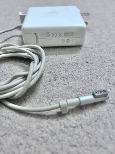 MacBook Pro 85W Charger - Original Apple