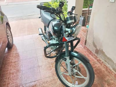 Suzuki GS 150 (Special edition)