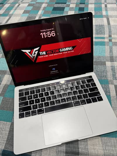 Macbook Pro 2019 13” - 16/256gb - Touchbar