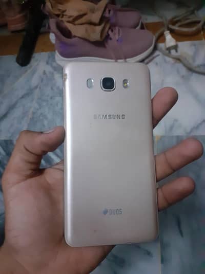 Samsung Mobile J7
