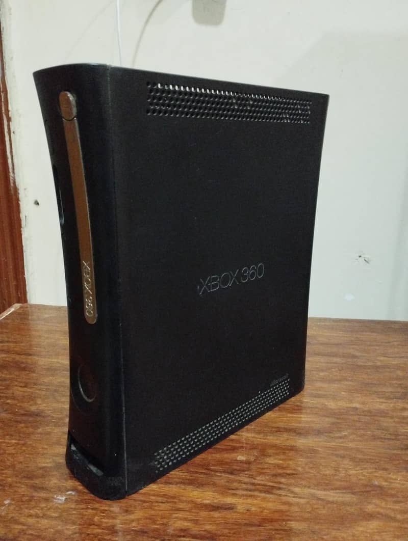 Xbox 360 2 controller game installed 3