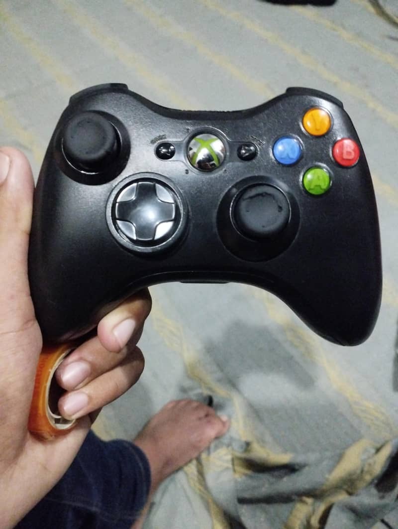 Xbox 360 2 controller game installed 6