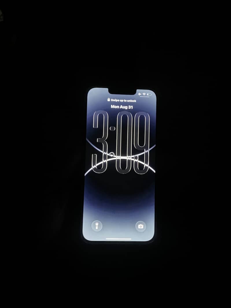 Apple iPhone 13 5