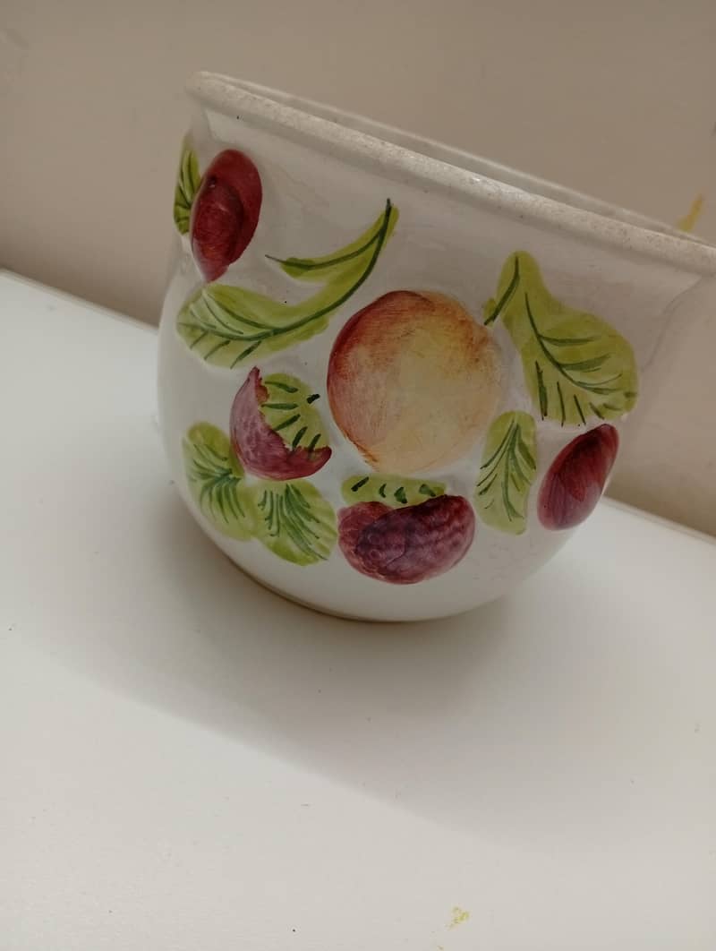 ceramic vase 0
