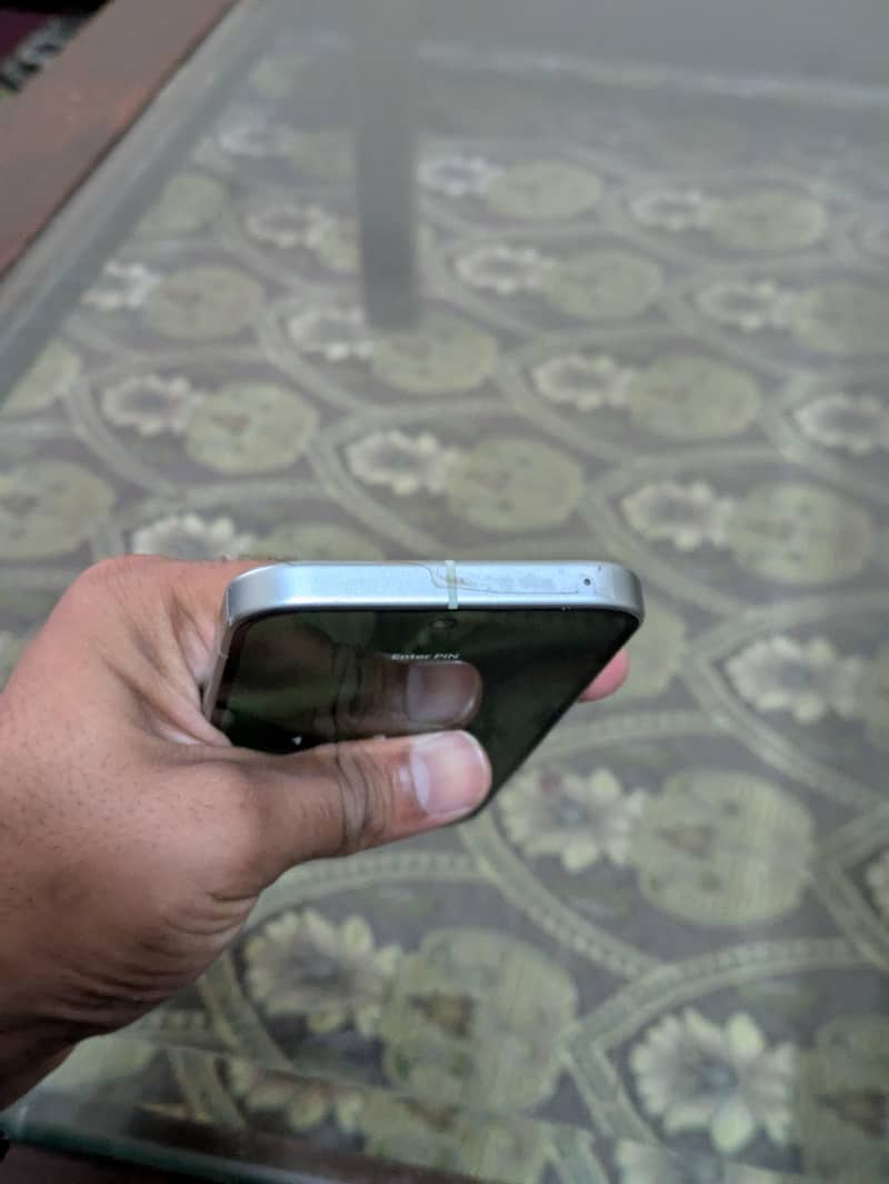 Google Pixel 9 3