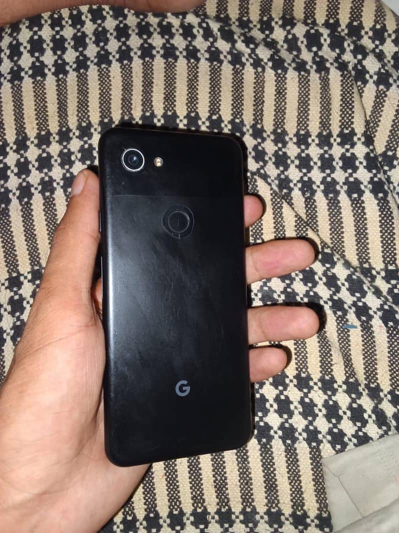 Google Pixel 3a XL 1