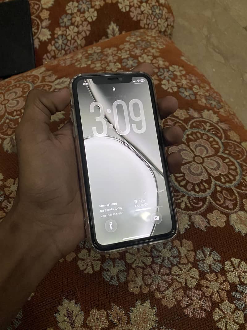 Apple iPhone 11 1