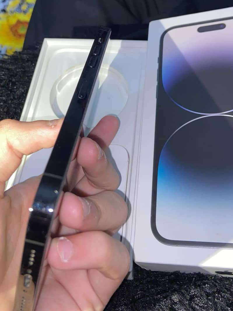 Apple iPhone 14 Pro Max 3