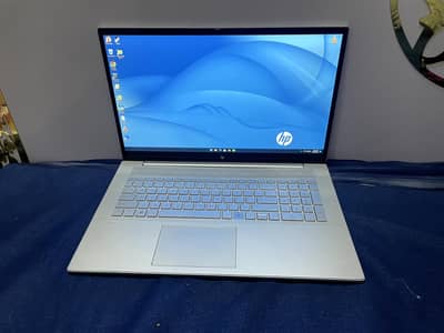 HP Envy 17m-cg0xxx i7 10th gen 8gb ram 256gb nvme