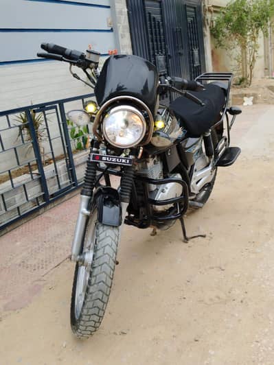 Suzuki GS SE 2020#0/3/1/7/0/0/2/4/6/2/9