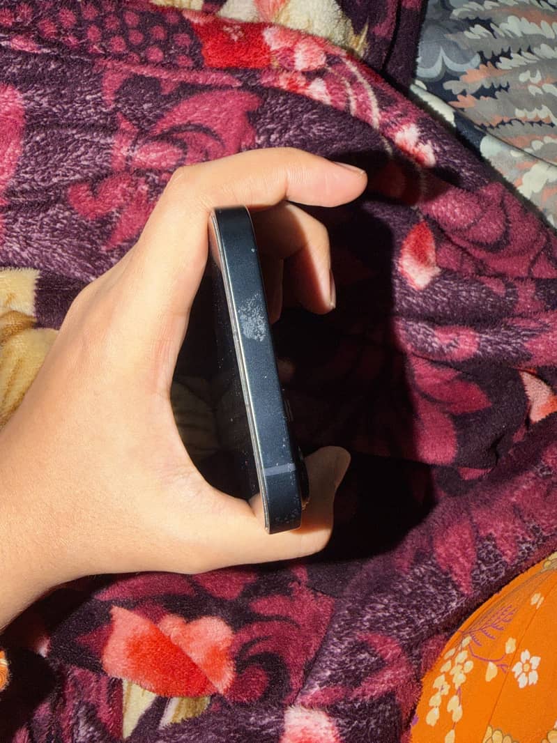 Apple iPhone 14 plus 2