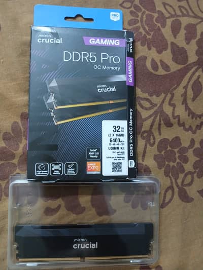 RAM(Memory) Crucial 16GB DDR5 PRO OC 6400Mhz UDIMM NEW-1 Year Warranty