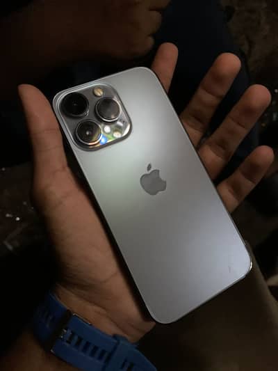 Apple iPhone 13 Pro