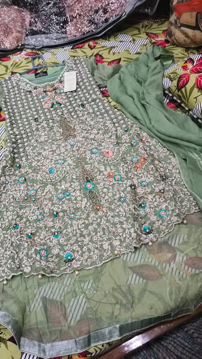 LADIES 3 PIECE SUIT READY MADE / BRAND NEW / PARTY WEAR