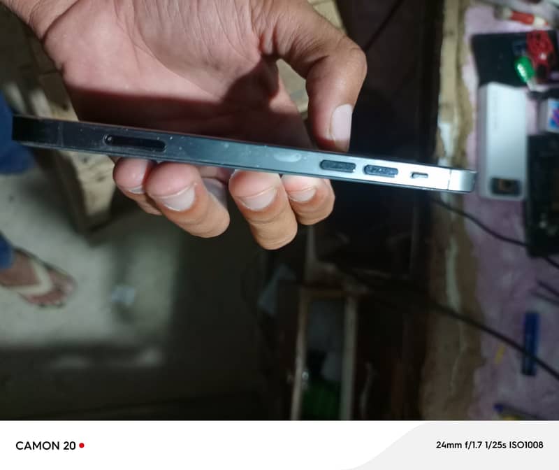 Apple iPhone 12 Pro 3