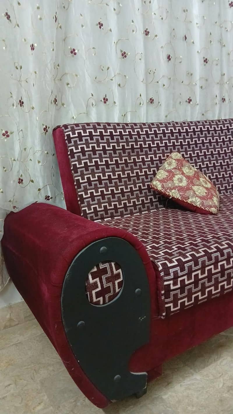 Stylish & Comfortable Sofa Bed 4